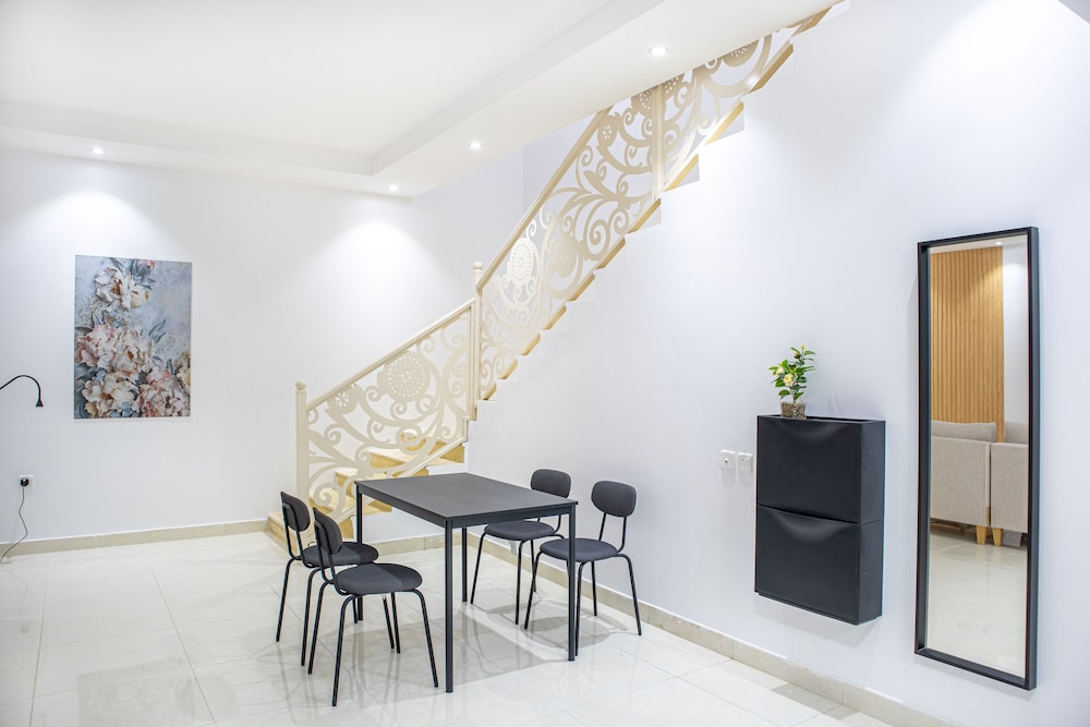 Luxury Villa, 2 Bedrooms photo 3