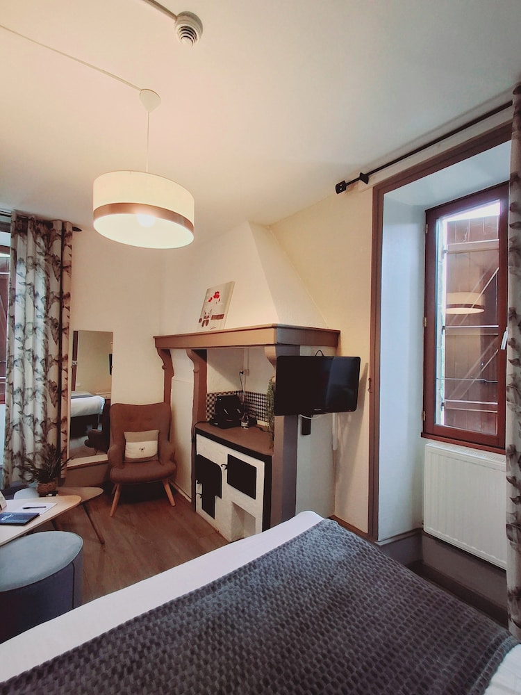 Superior Double or Twin Room photo 2