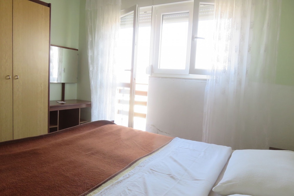 Apartment (Marin - 100m from the beach with park) photo 2