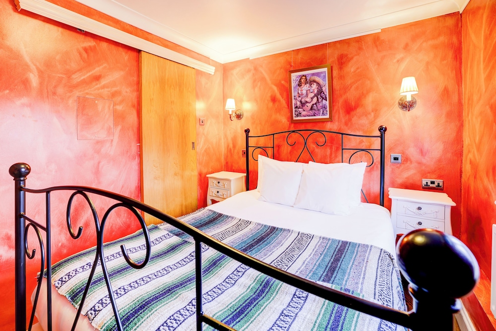 Superior Double King Room photo 2