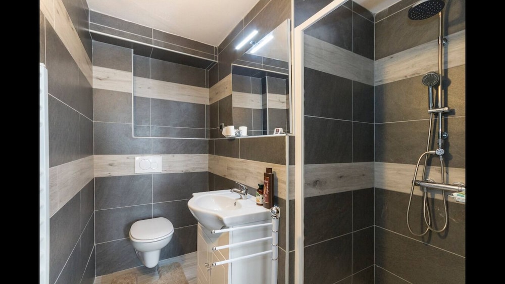 Twin Room, 2 Twin Beds, Terrace (Private External Bathroom) photo 3