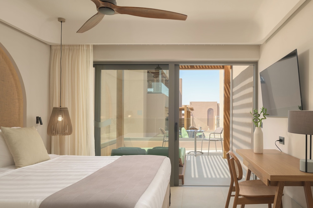 Deluxe Double Room - Photo 1