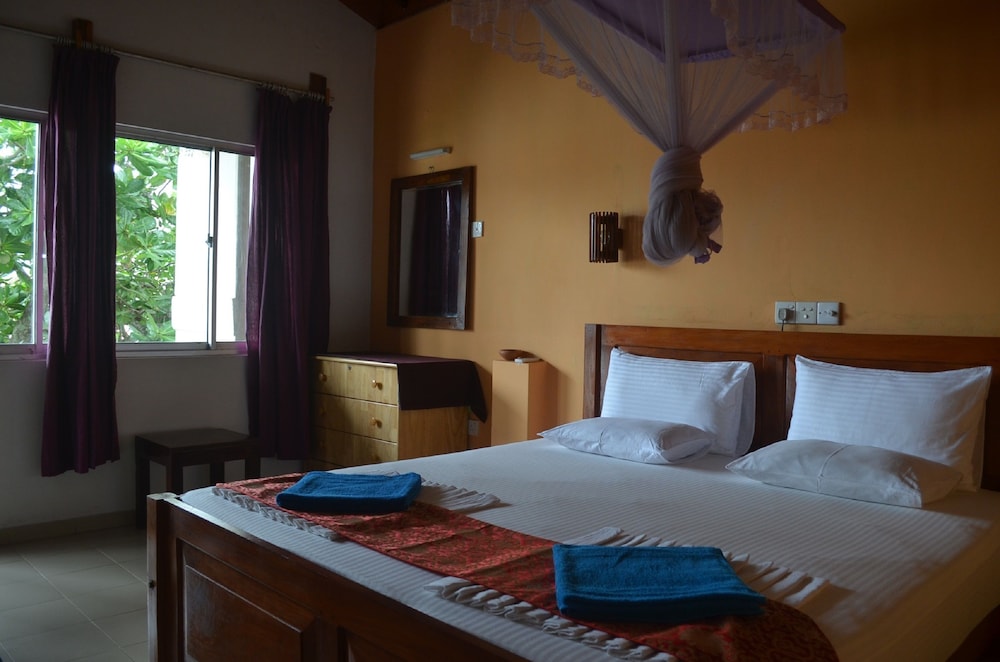 Deluxe Room, 1 Bedroom, Balcony, Beach View