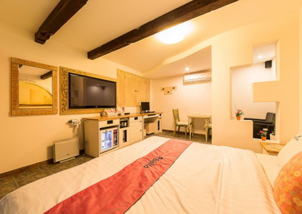 Standard Studio (Provence) - Photo 6