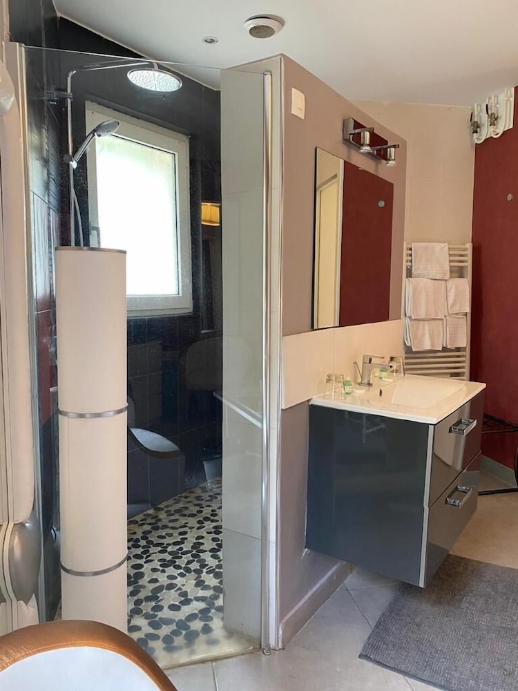 Superior Double Room, Ensuite photo 3