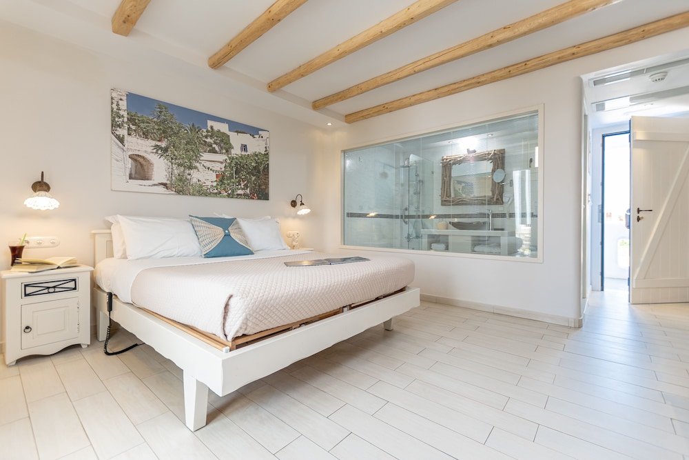 Double Room - Photo 4