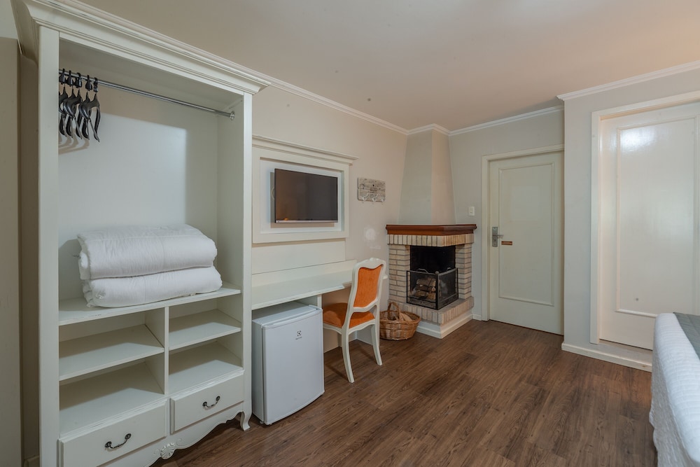 Superior Triple Room photo 2
