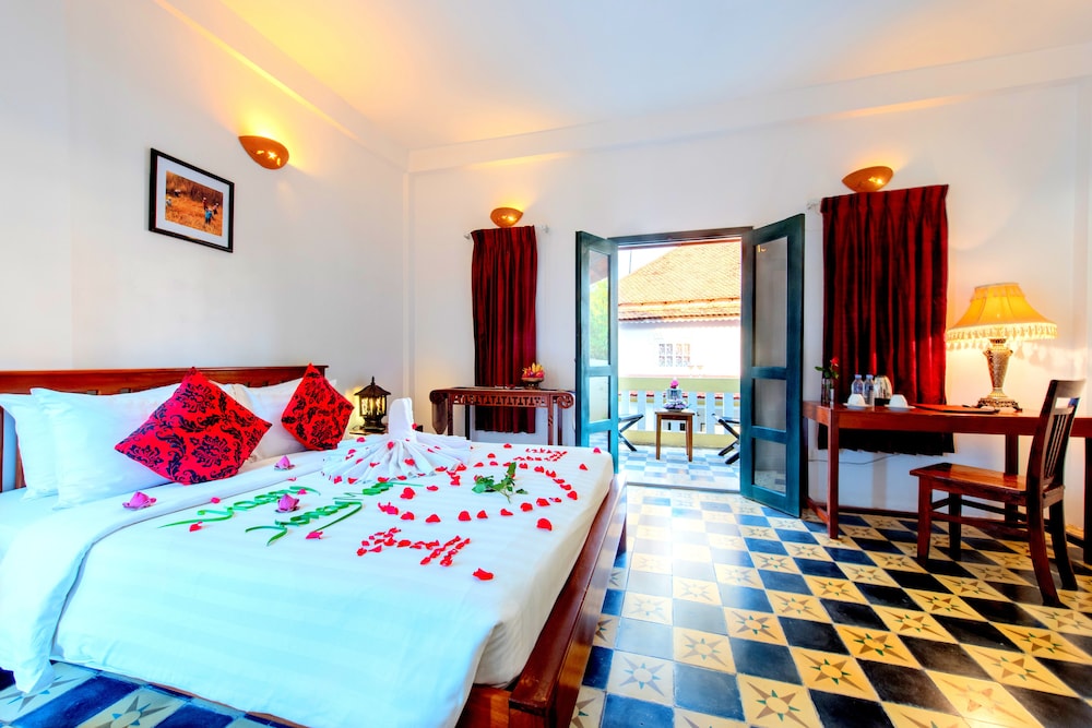 Deluxe Double Room, 1 Bedroom, Balcony, Pool View photo 2