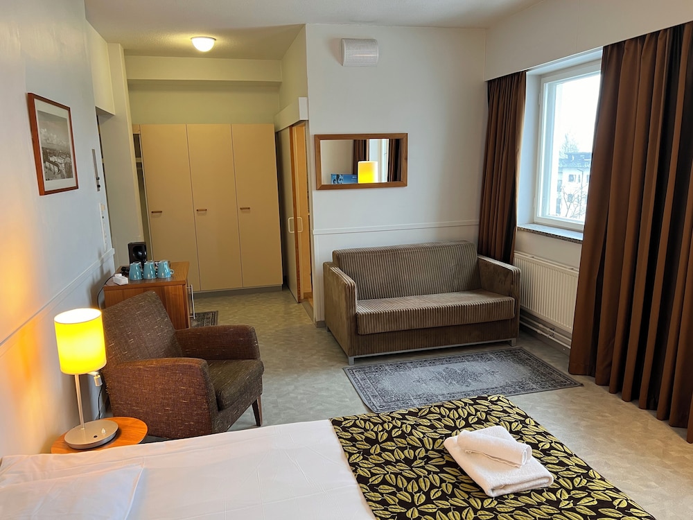 Family Double or Twin Room photo 3
