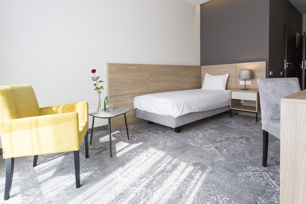 Single Room photo 2