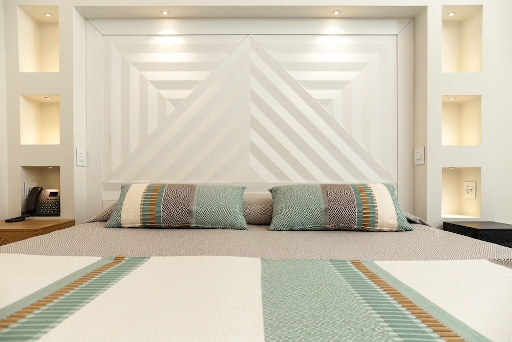 Comfort Room, 1 Bedroom photo 2