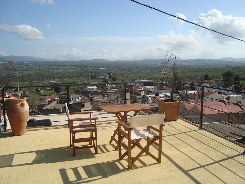 Deluxe House, Mountain View