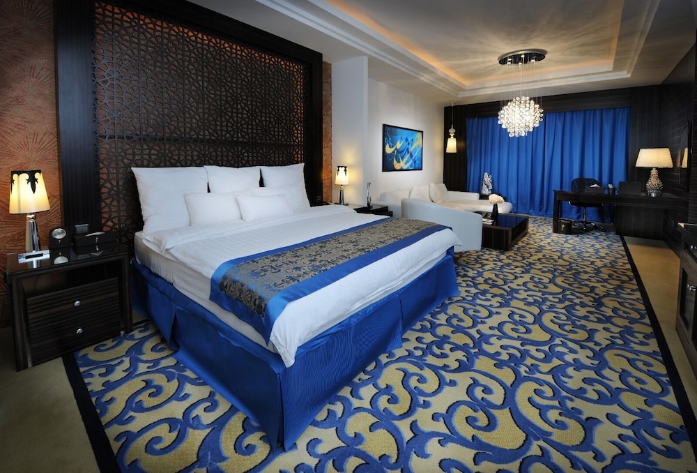 Junior Double Room, 1 King Bed photo 1