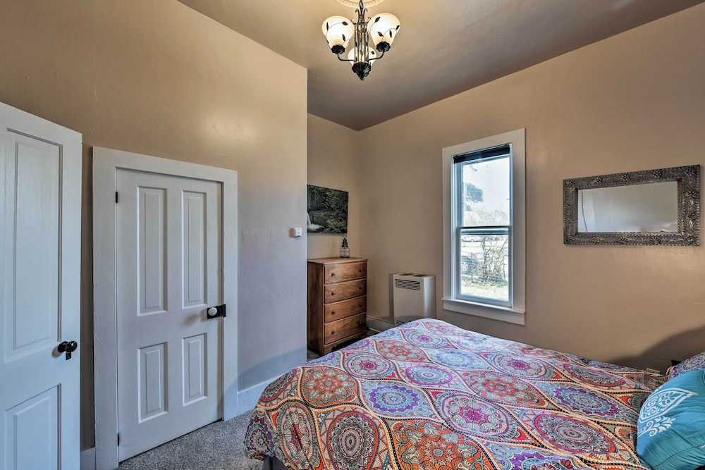 House (2 Bedrooms) photo 3