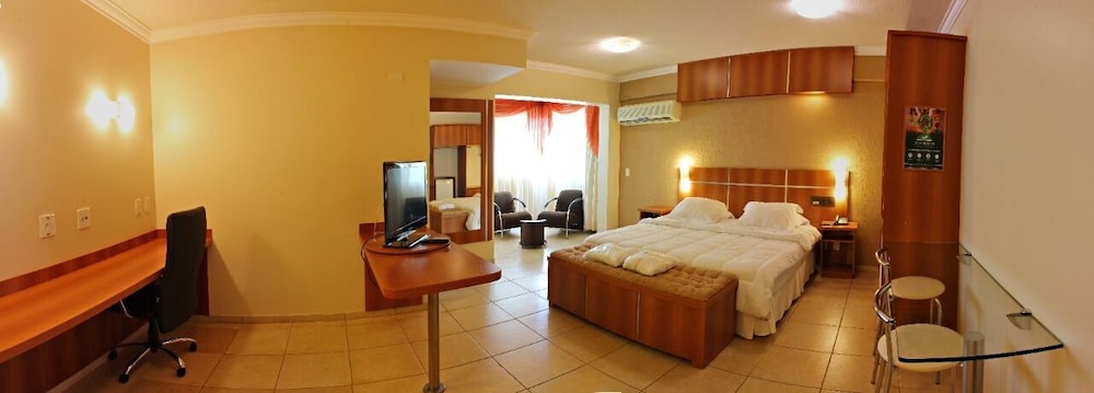 Suite (Master)