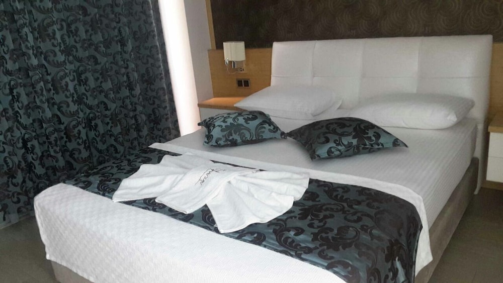 Standard Room photo 2