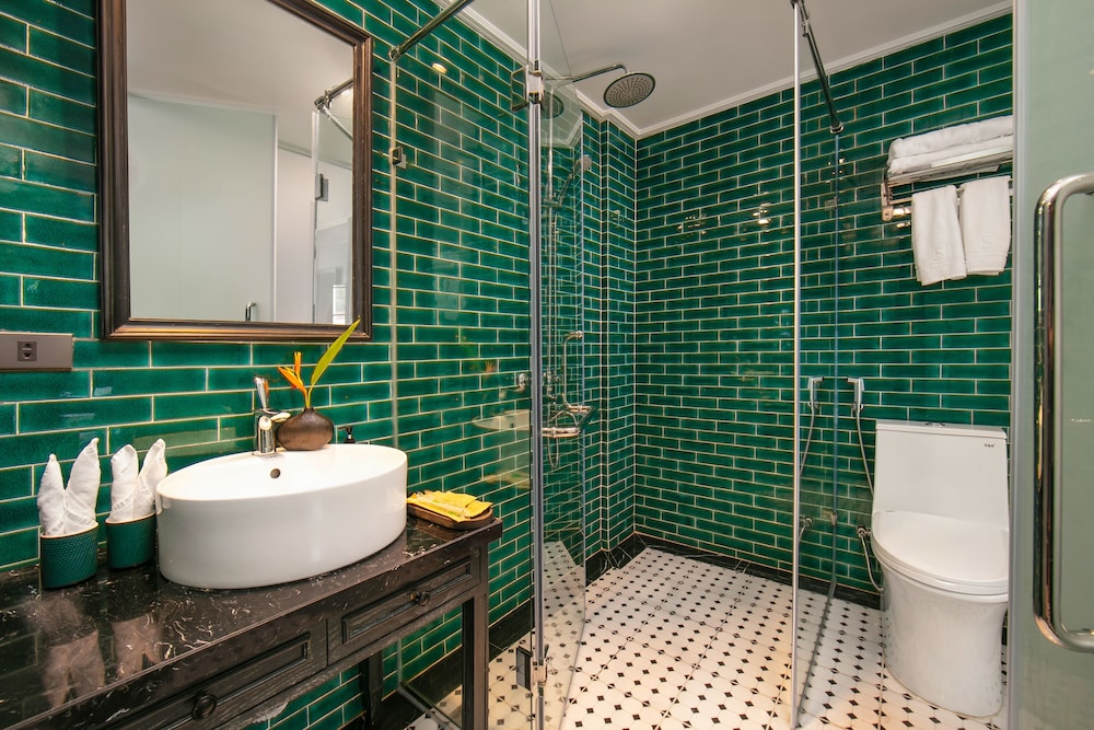 Standard Double or Twin Room - Photo 5