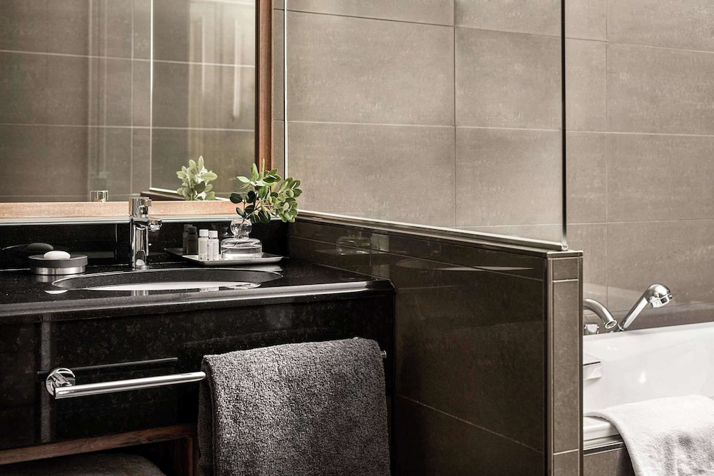 Suite (Town Square) photo 2