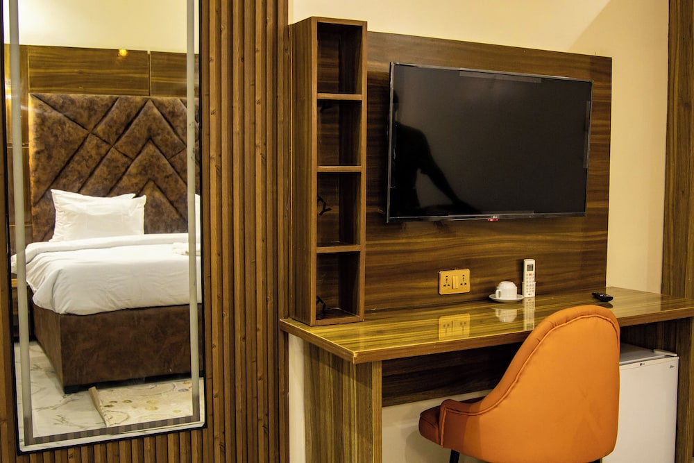 Deluxe Double Room, 1 Double Bed, Non Smoking, Air conditioning photo 3