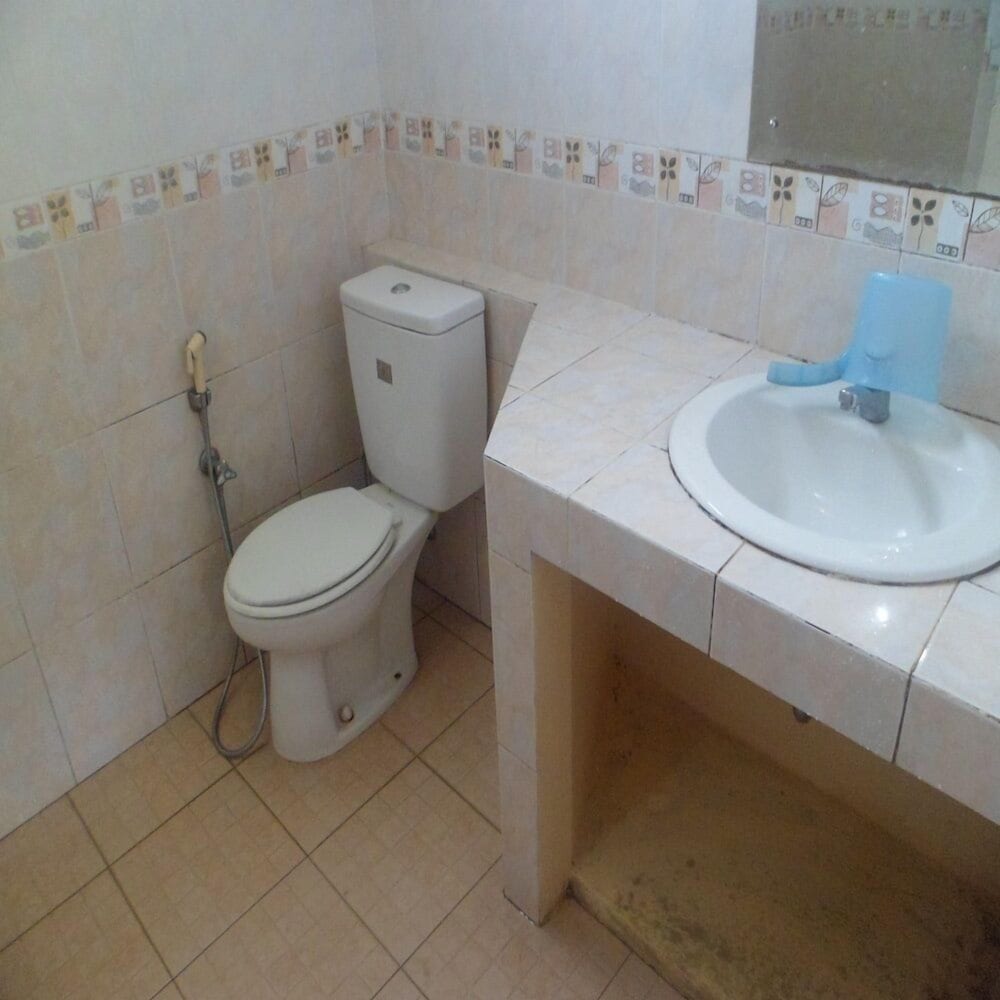 House, 2 Bedrooms photo 2