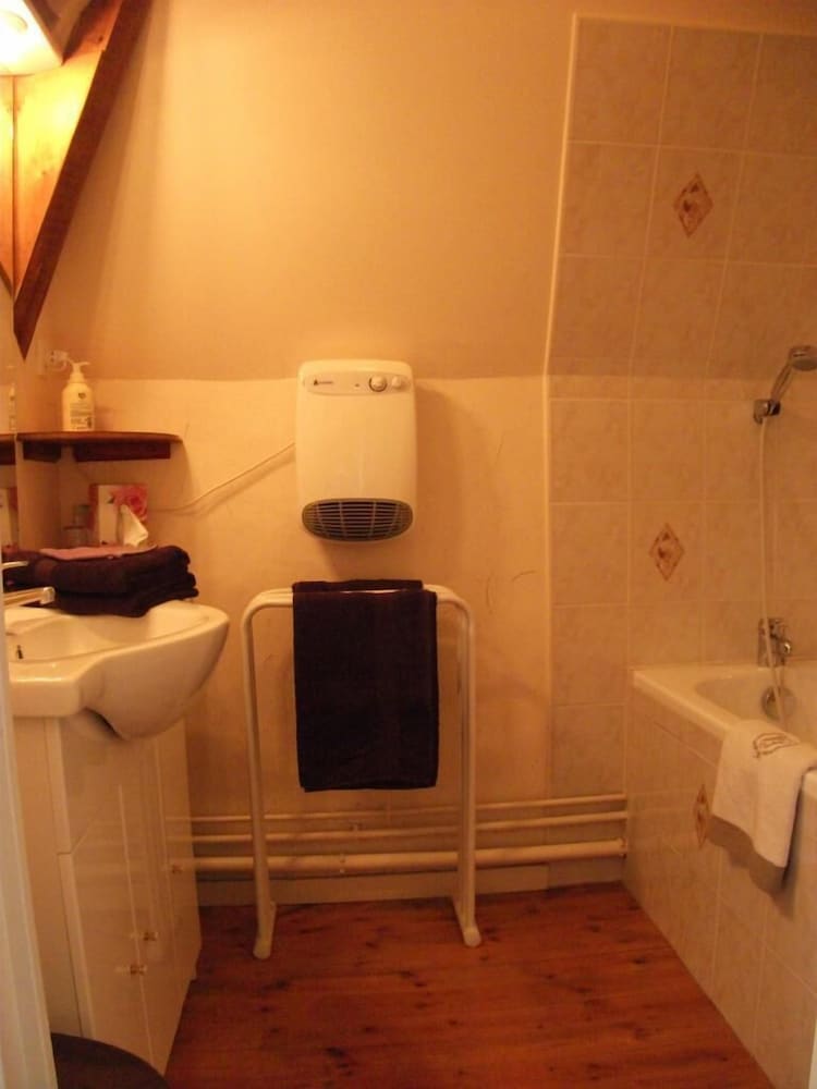 Classic Triple Room (Parc) photo 3