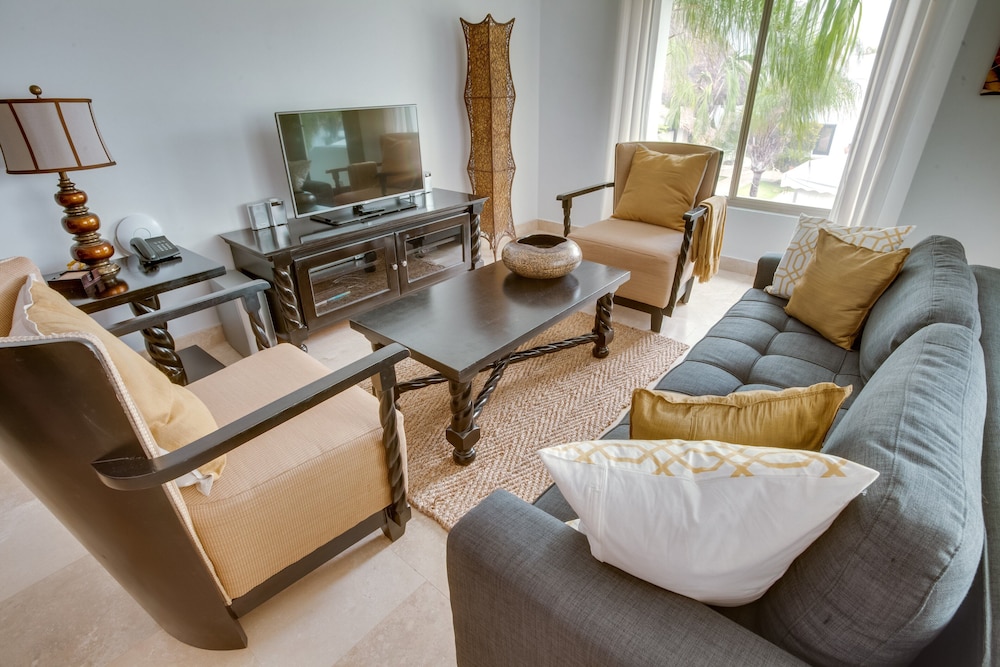 Three Bedroom Terrazas Luxury Villa photo 1