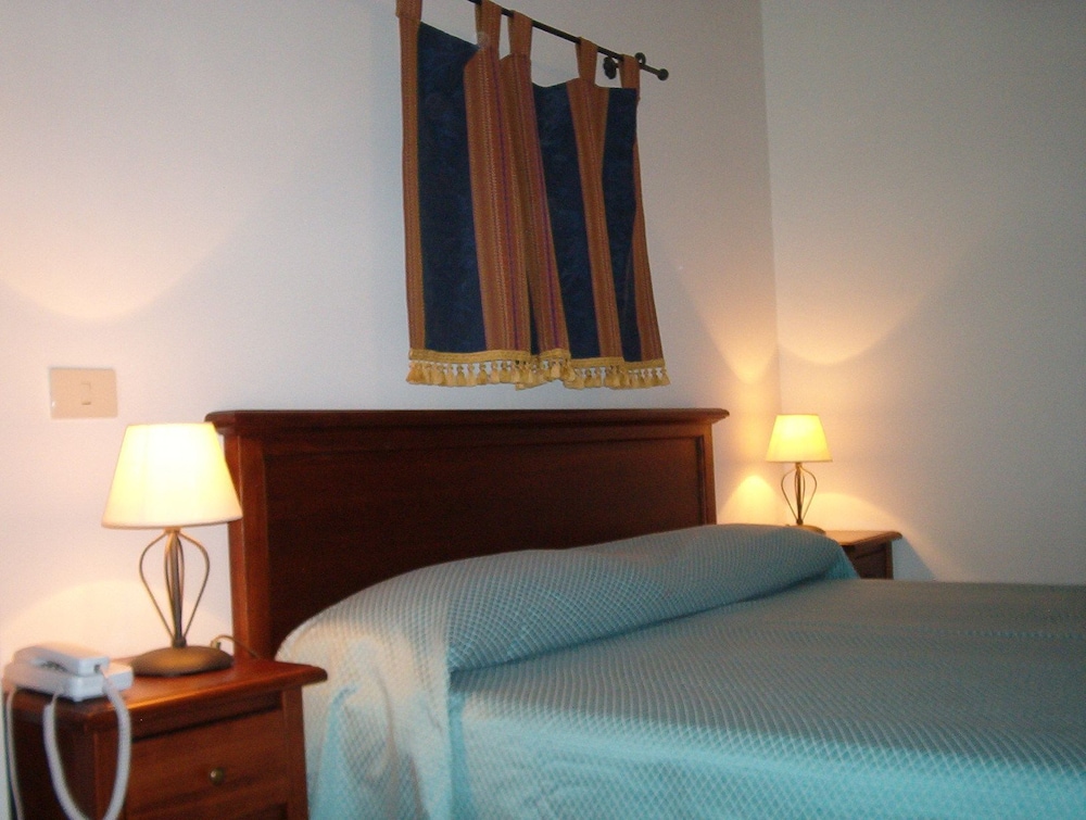 Double Room (213) photo 2