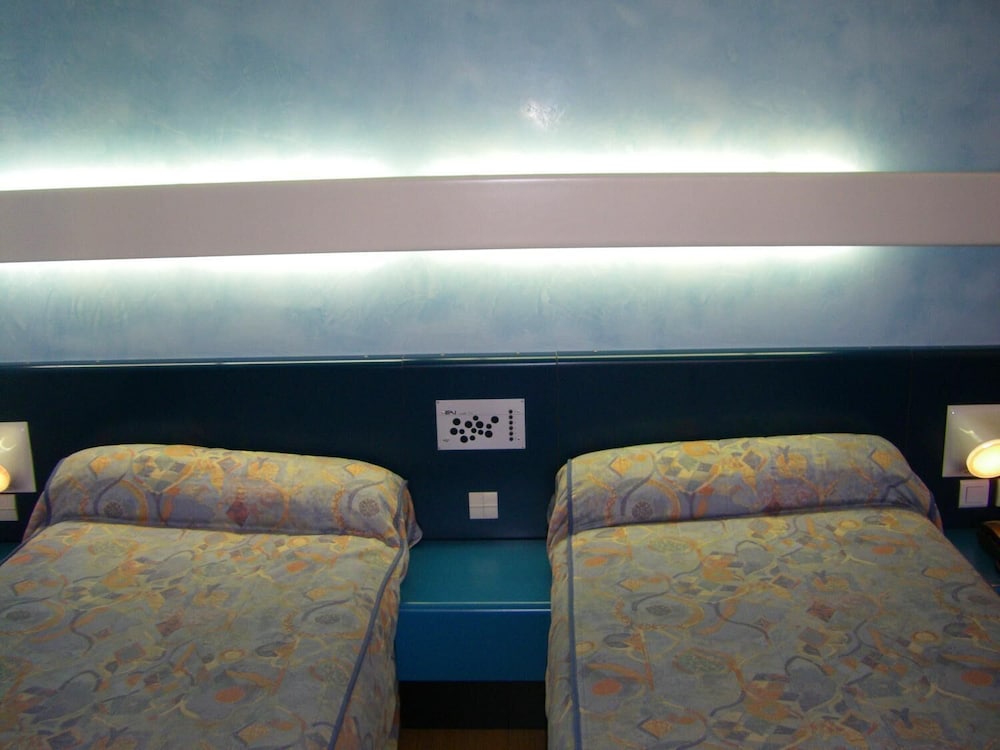Comfort Twin Room
