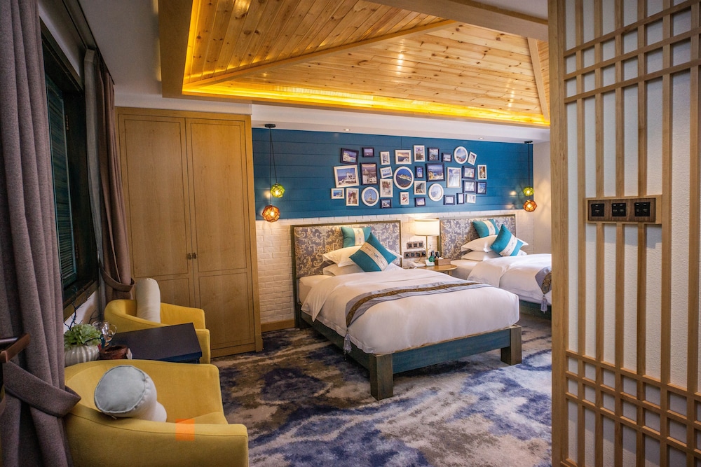 Deluxe Twin Room photo 2