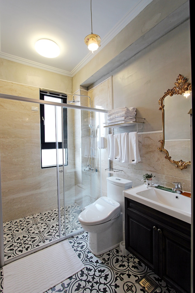 Royal Double or Twin Room, 2 Double Beds photo 2