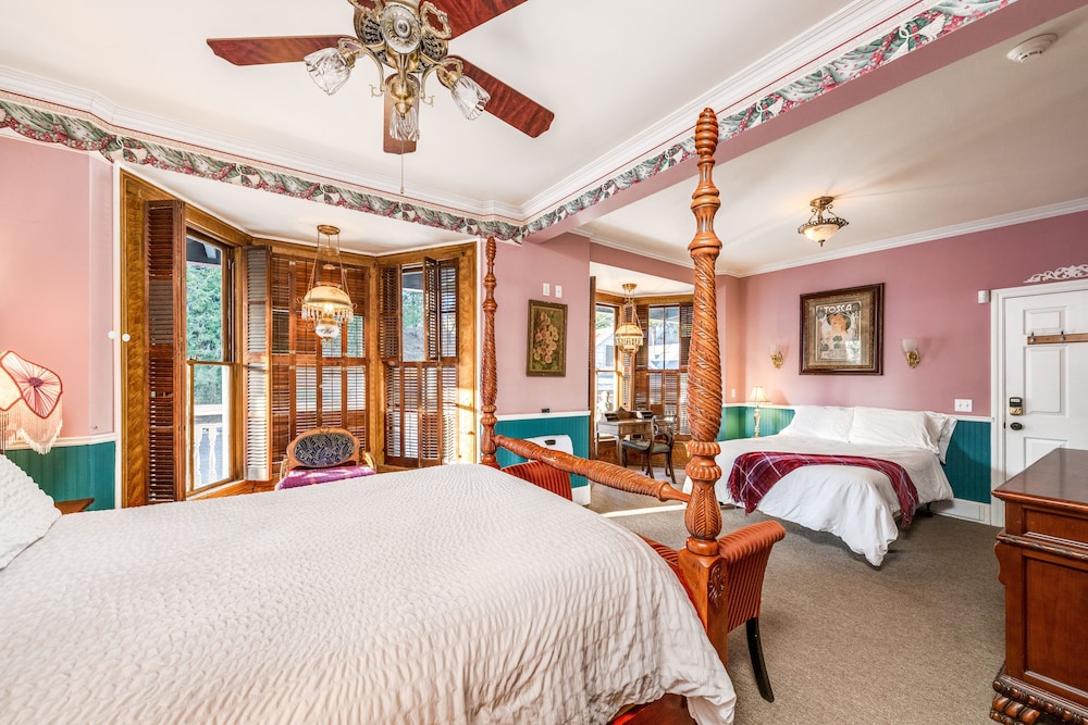 Cedar Creek Suite photo 1