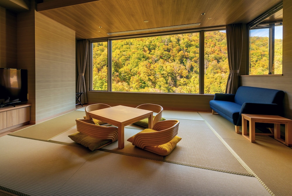 Japanese Western Style Room (Private Hot Spring with a view), Beef course dinner, Non Smoking photo 3