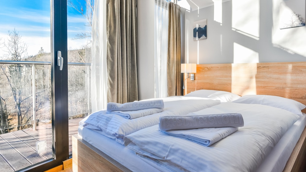 Apartment (3112)