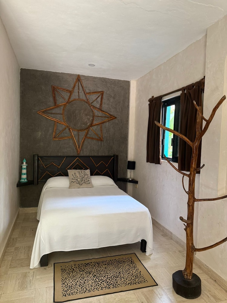 Superior Room, Partial Sea View - Photo 1