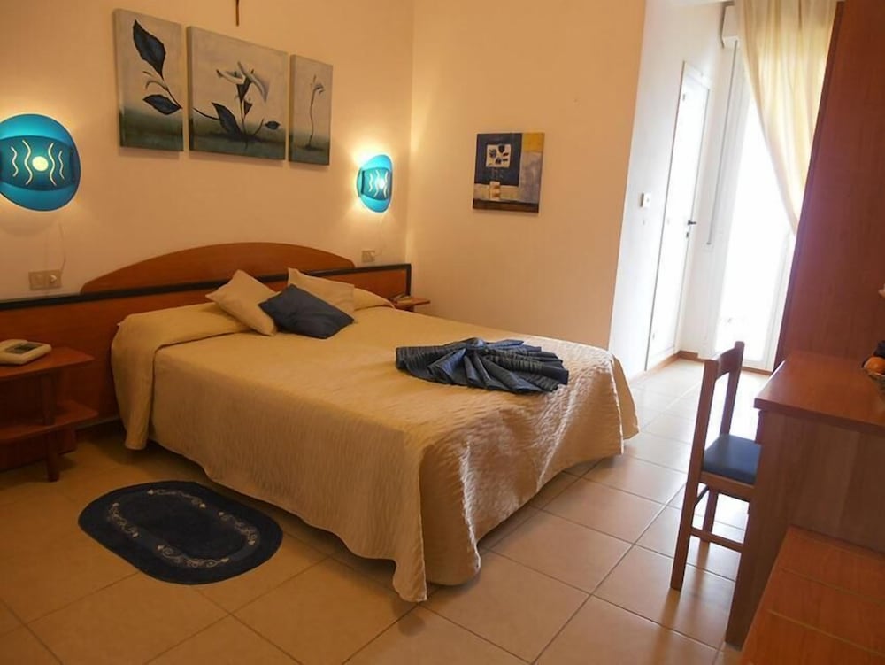 Triple Room photo 1