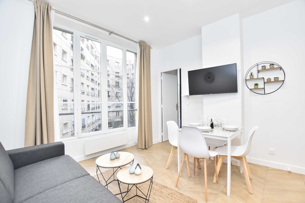 Apartment photo 3