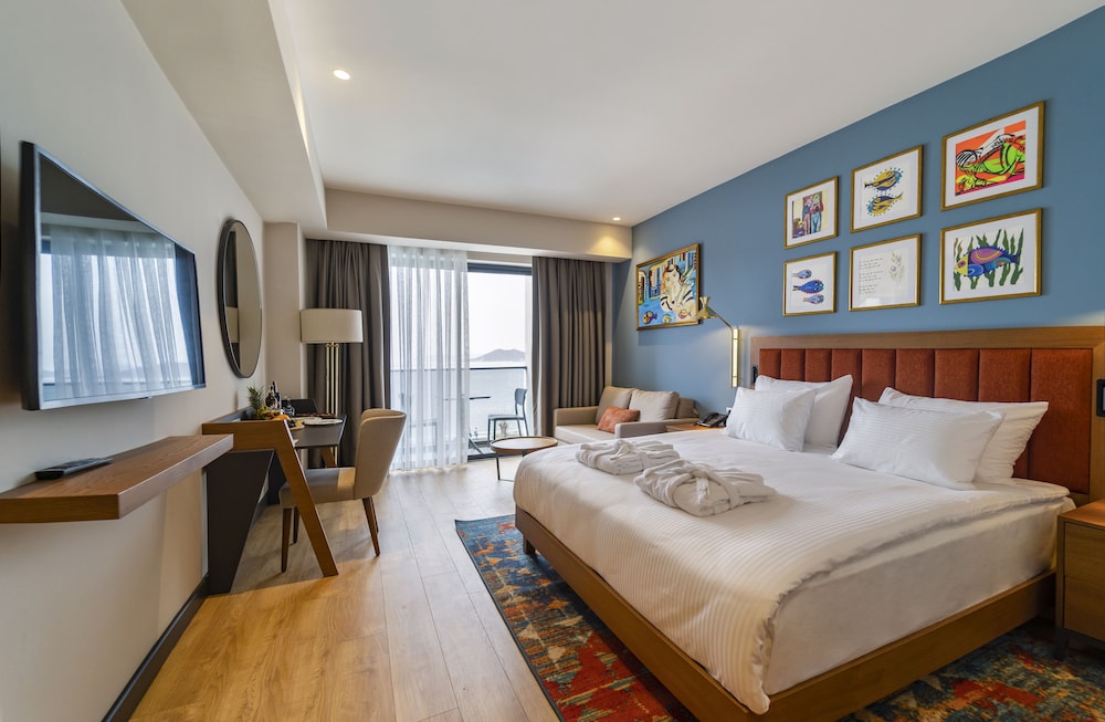 DELUXE ROOM SEA VIEW