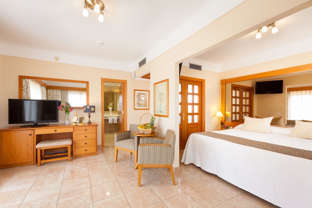 Junior Suite (3 adults)
