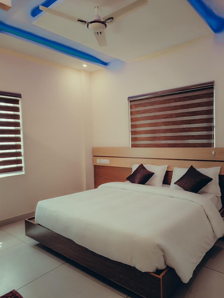 Deluxe Apartment, Balcony, Mountain View