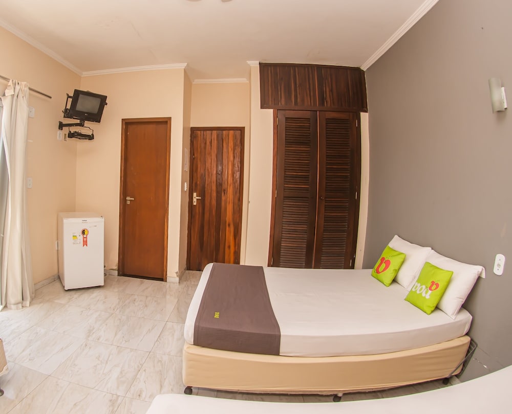 Double Room - Photo 7