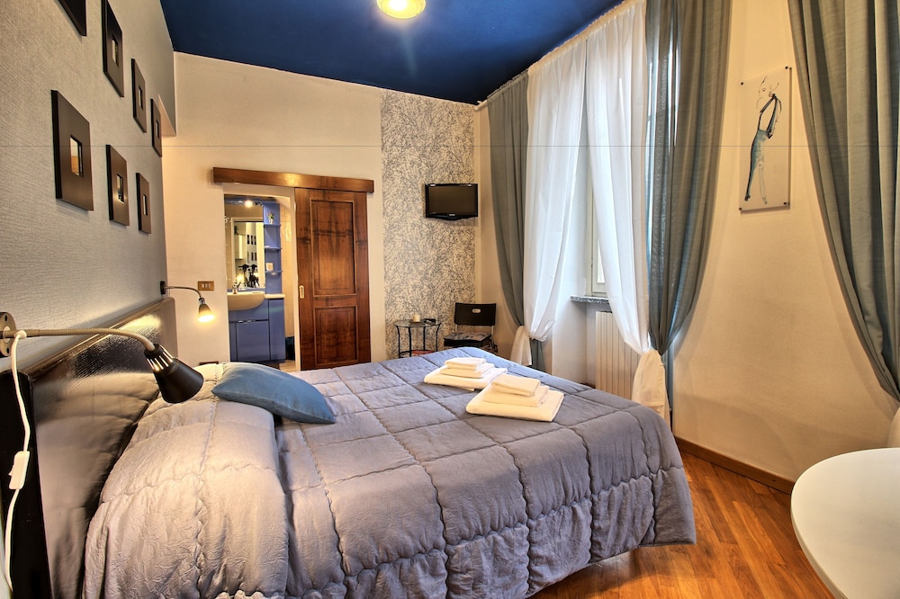 Apartment (1)