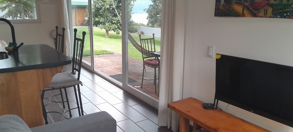 Deluxe Cottage photo 3