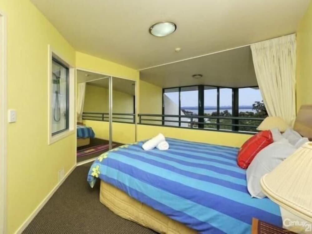 One Bedroom Loft with View
