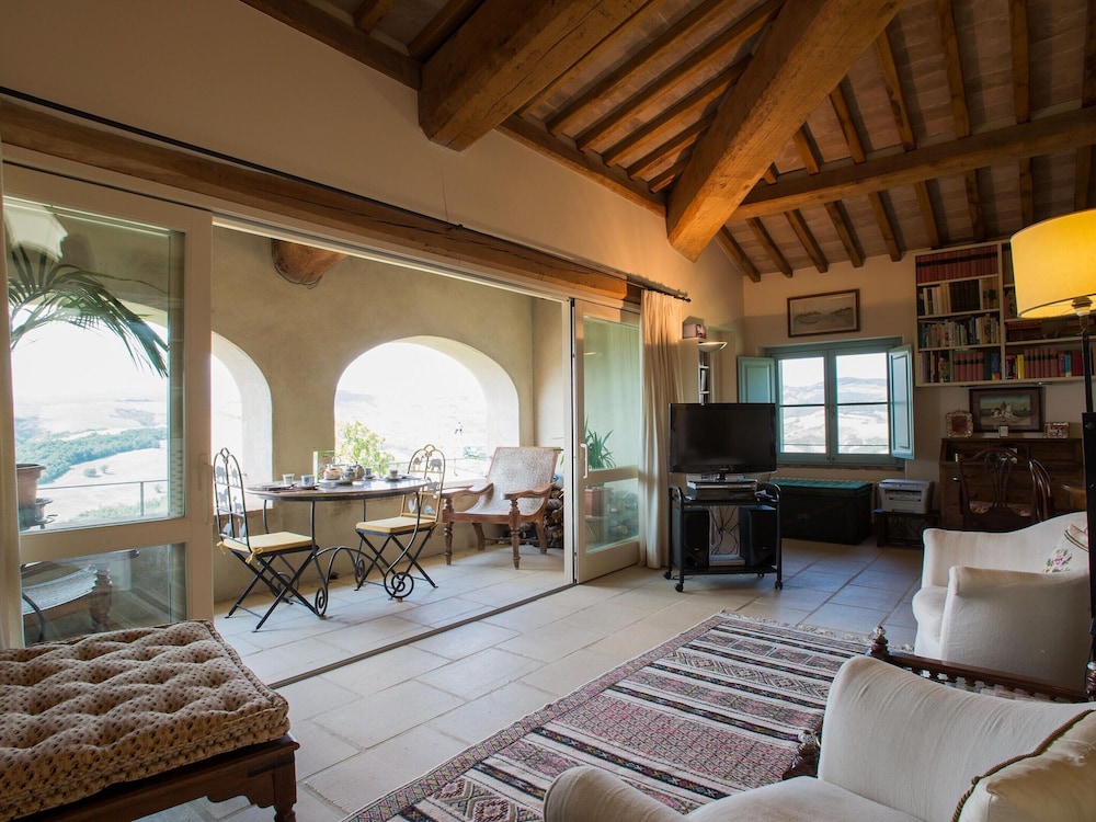 House photo 2