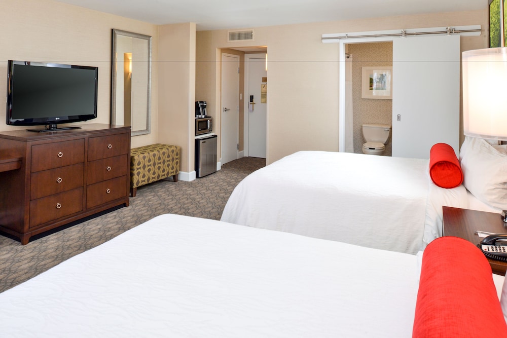 Standard Room, 2 Queen Beds, Refrigerator & Microwave photo 3