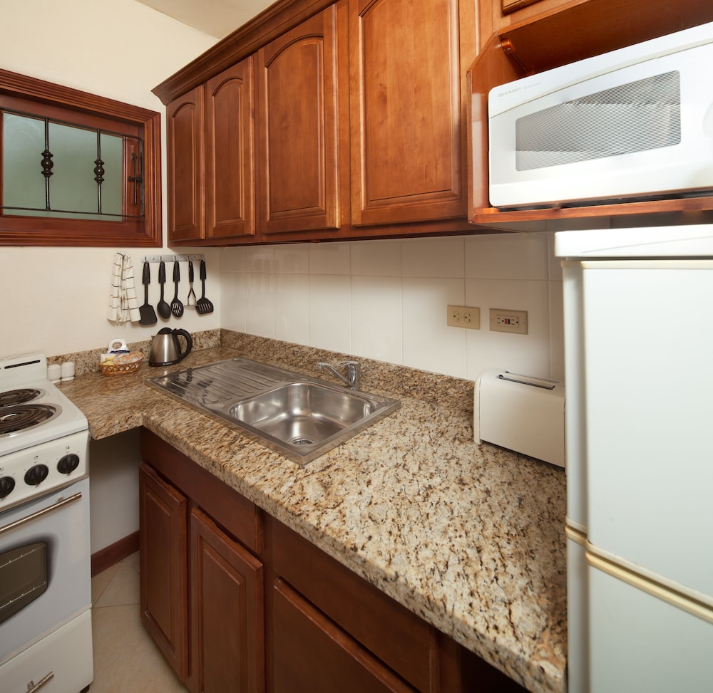 Suite, 1 Bedroom, Ocean View - Photo 7