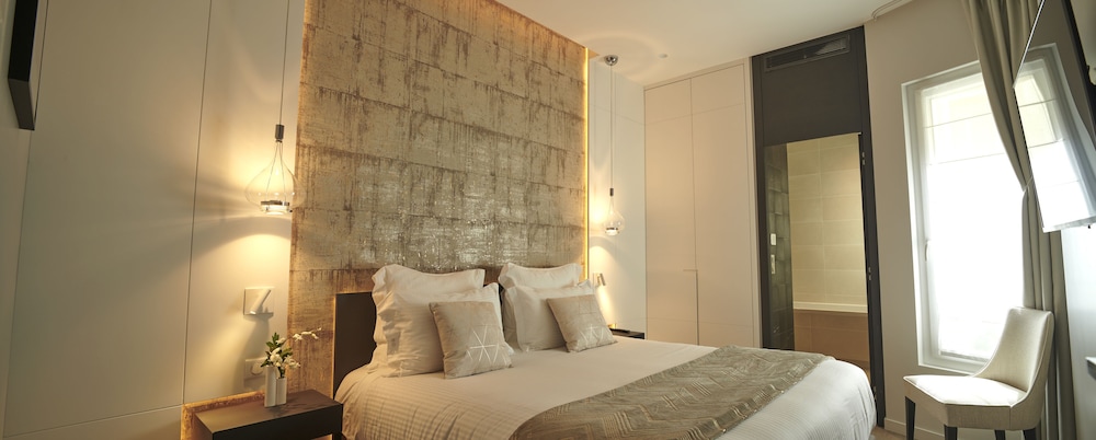 Luxury Suite photo 1