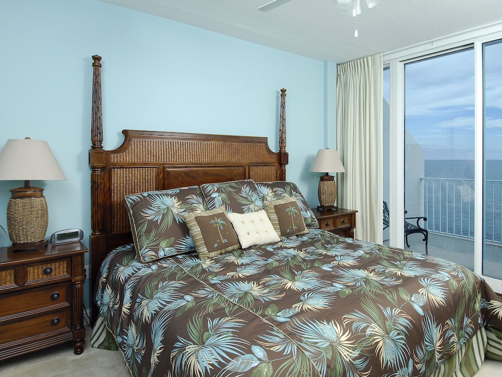 Condo, 2 Bedrooms, 2 Bathrooms, Sea Facing photo 1