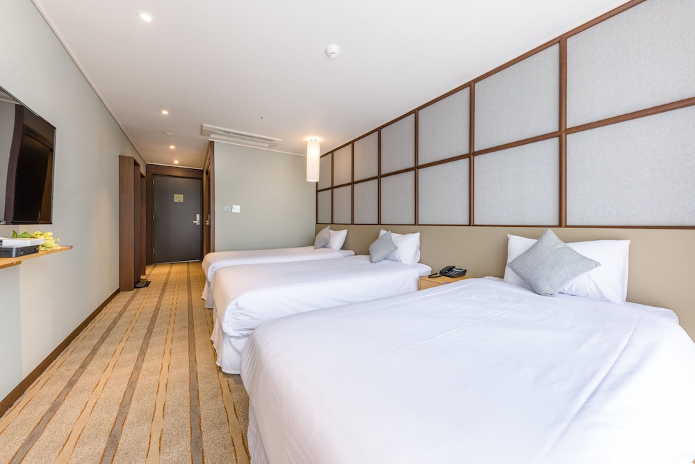 Triple Room - Photo 2