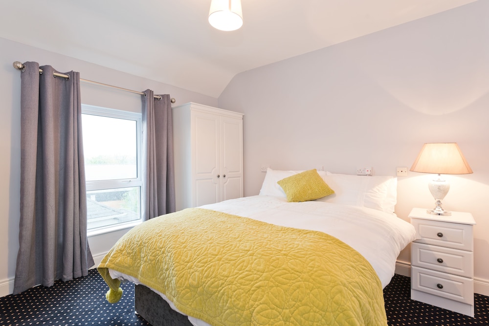 Double Ensuite - Room 8 photo 1